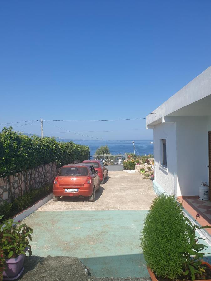 Teo * Sarande